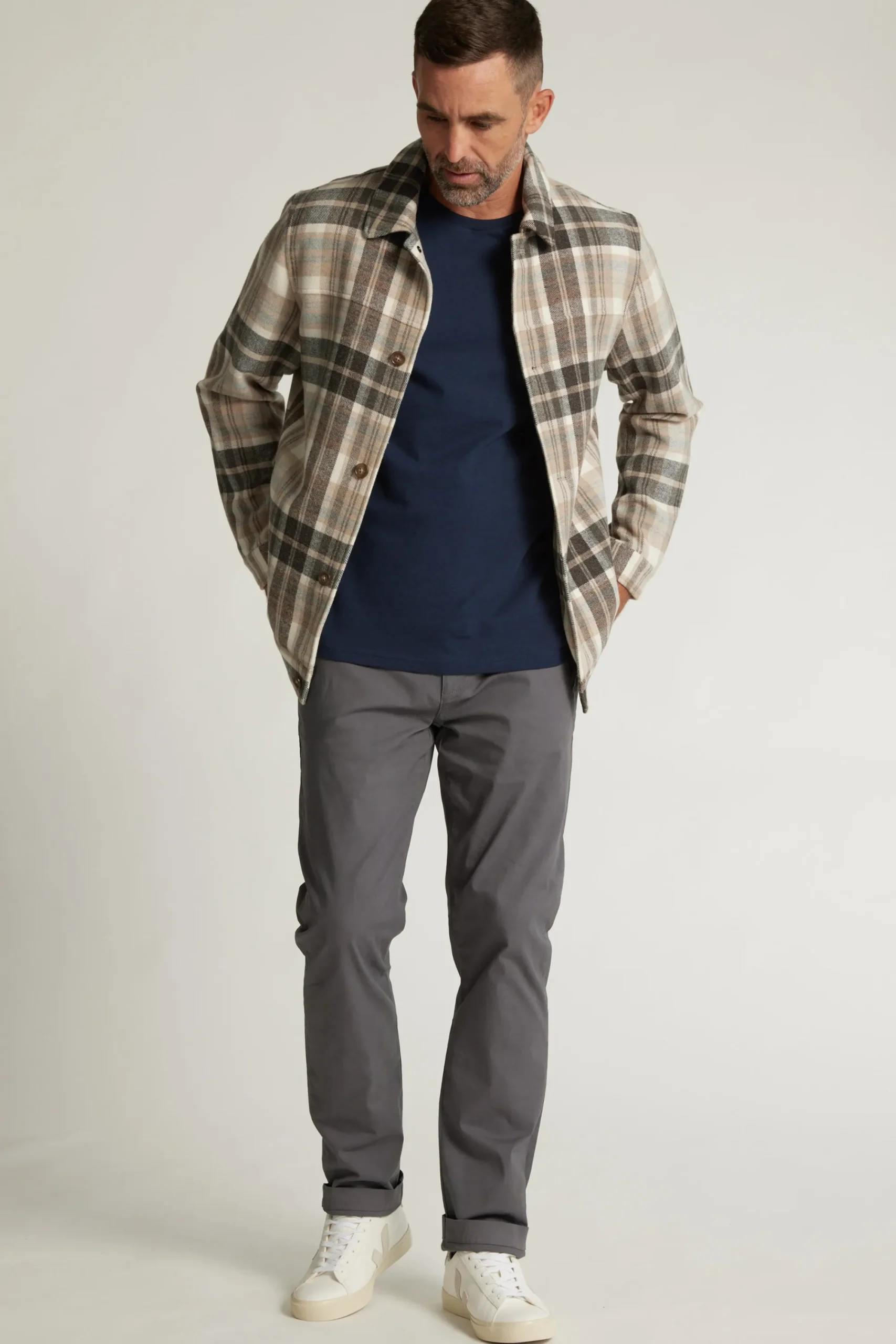 Barkers Straight Fit Pants|Tapered & Slim Fit Pants^Carnaby Chino GUNMETAL