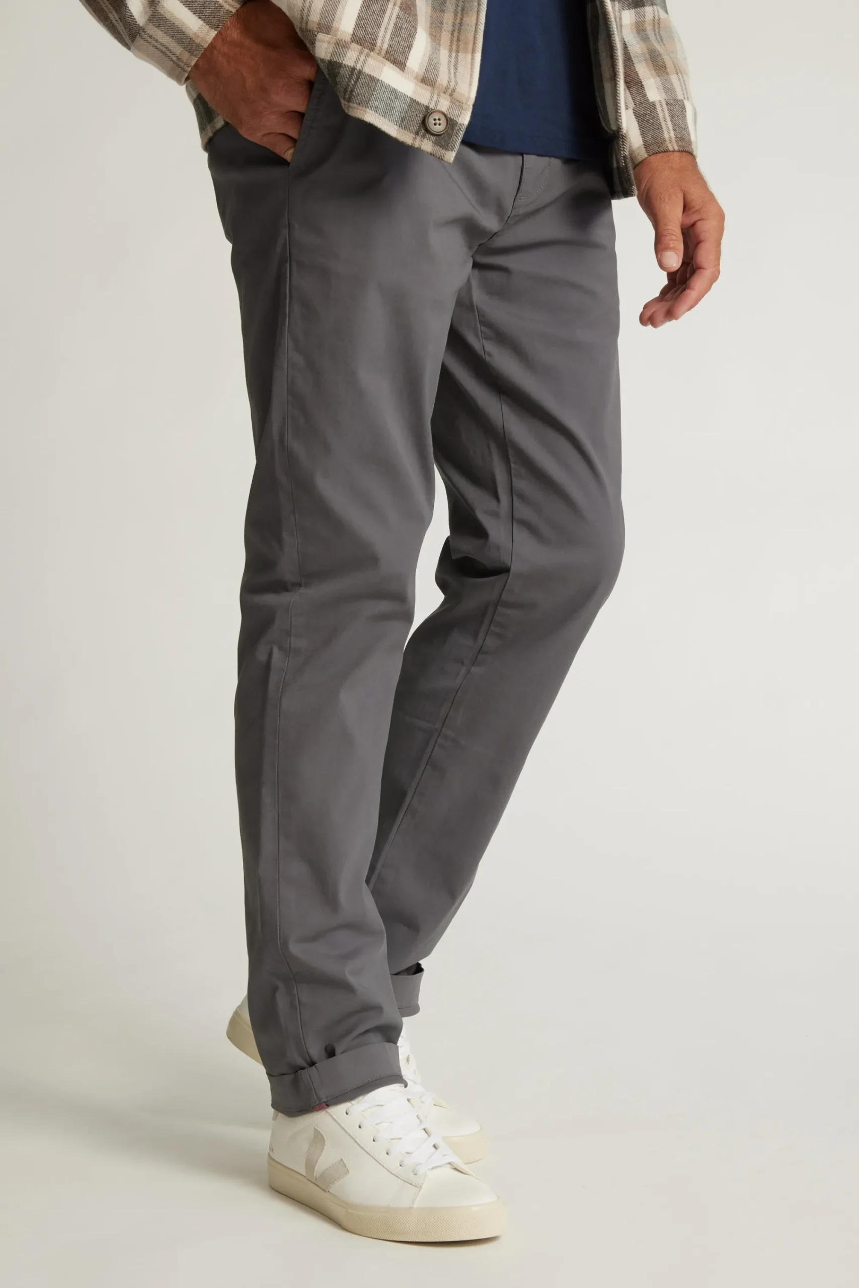 Barkers Straight Fit Pants|Tapered & Slim Fit Pants^Carnaby Chino GUNMETAL