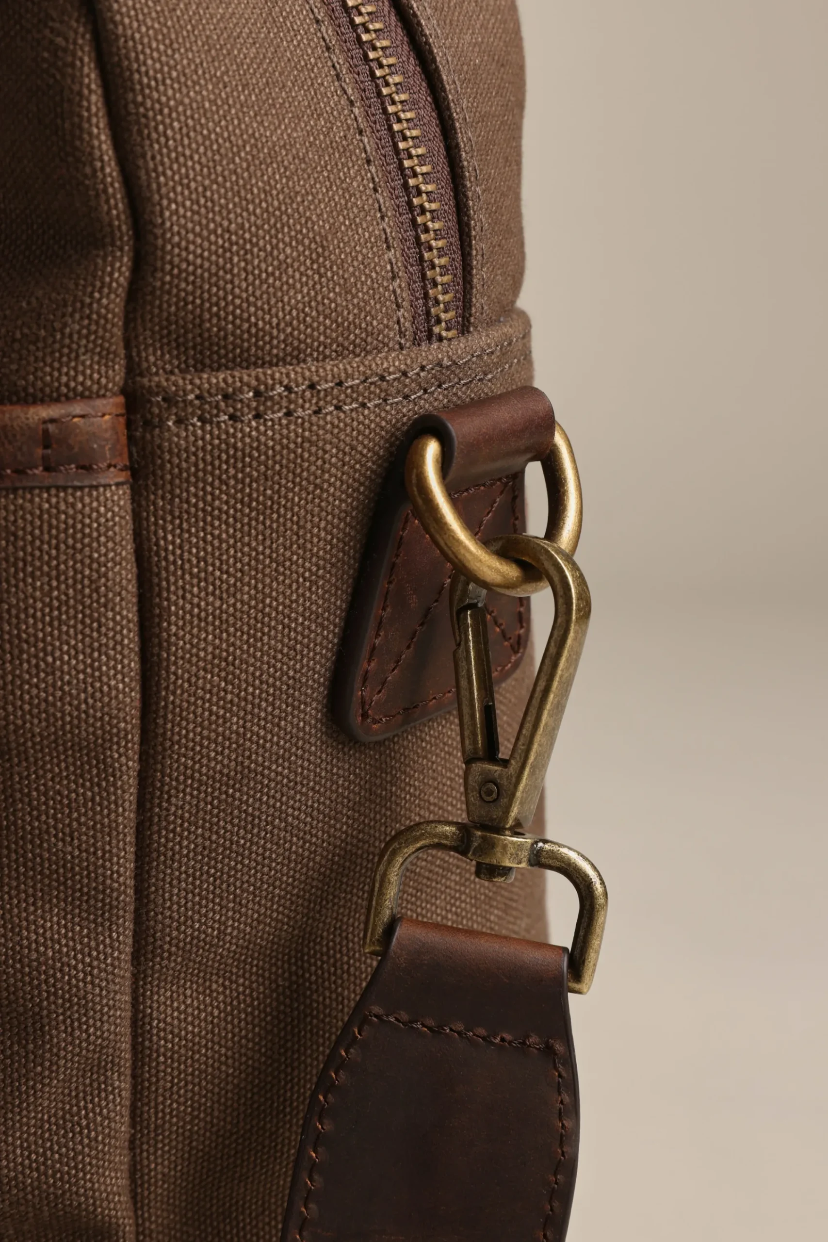 Barkers Leather Goods|Bags & Luggage^Redford Canvas Laptop Bag